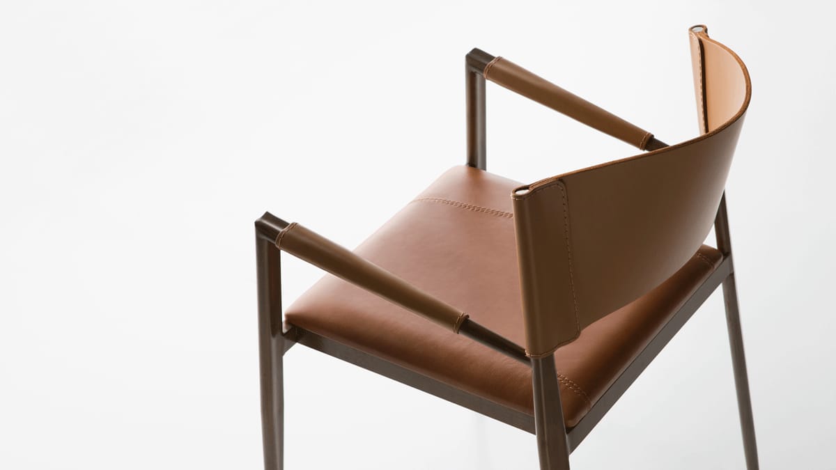 Cadeira Ale Com Braço, design de Marcelo Ligieri — foto 2