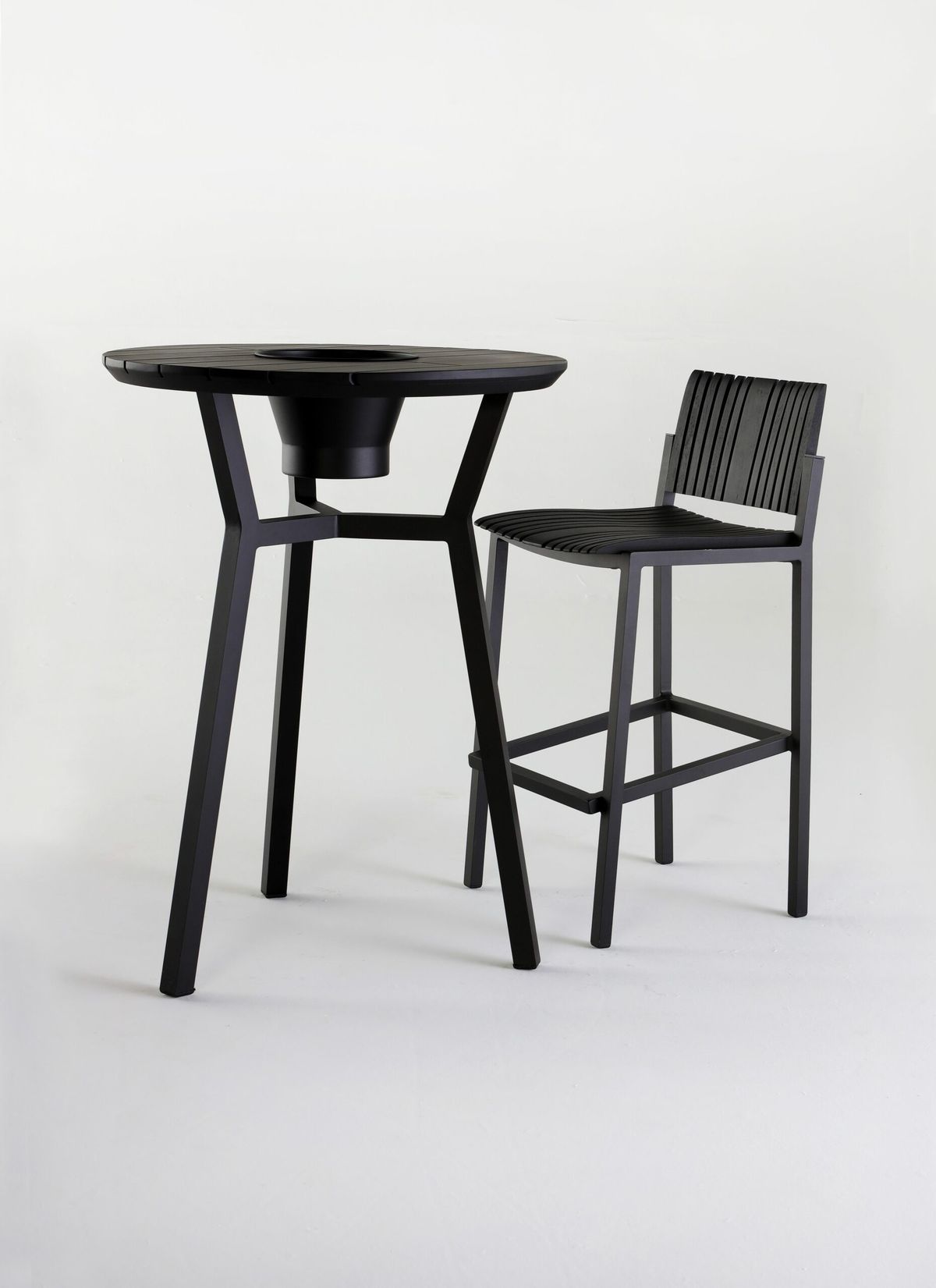 Banqueta Colibri, design de Rejane C. Leite — foto 3