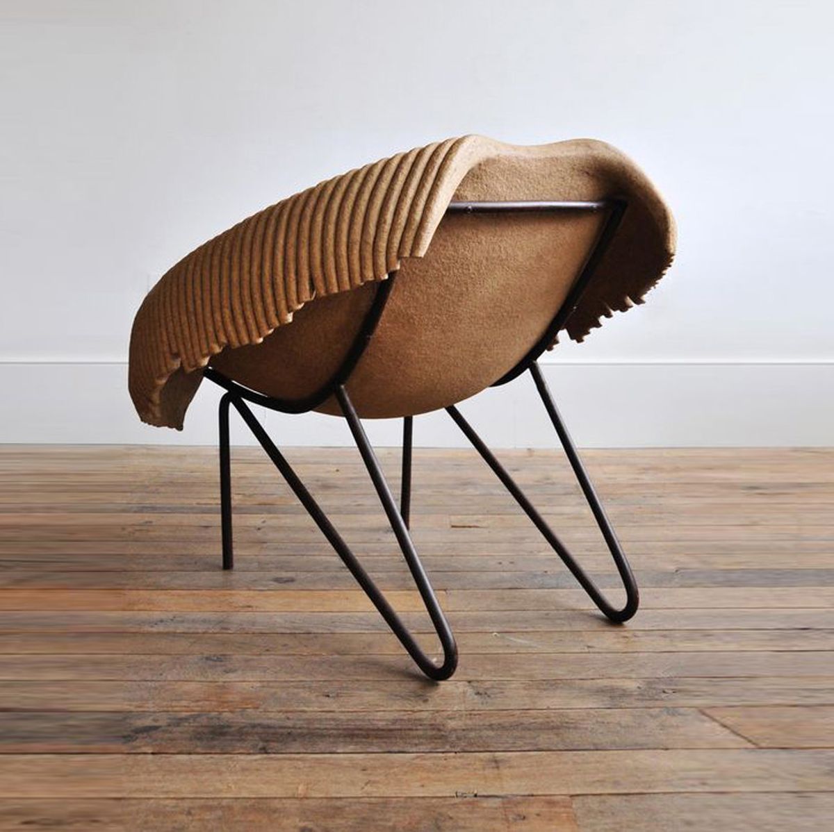 Poltrona Leiras, design de Domingos Tótora — foto 2