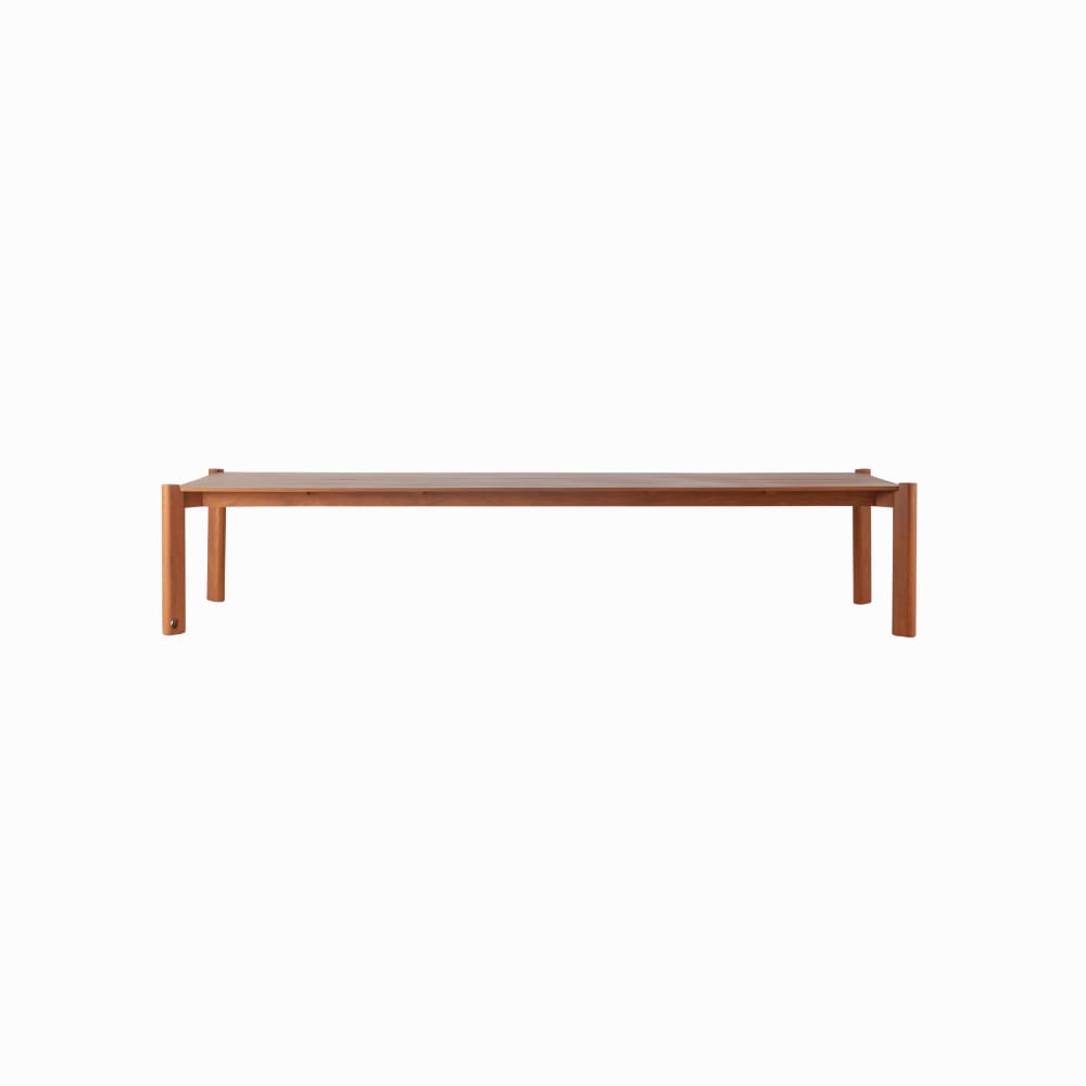 Mesa de jantar Amado, design de Nildo José