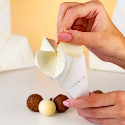 Embalagem para Cone Trufado com Papel, Dourada - 25un - Imagem 2