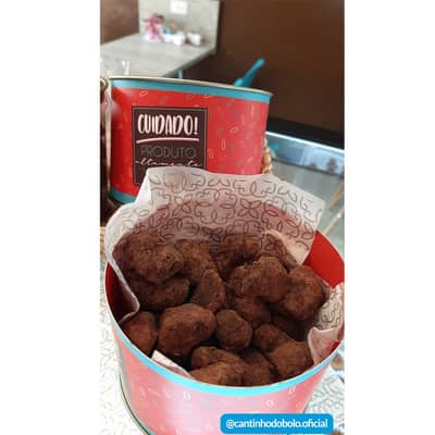 Papel para Embrulhar Doces e Bolo Gelado, Confeitaria 15,5x20 - 25un - Imagem 4