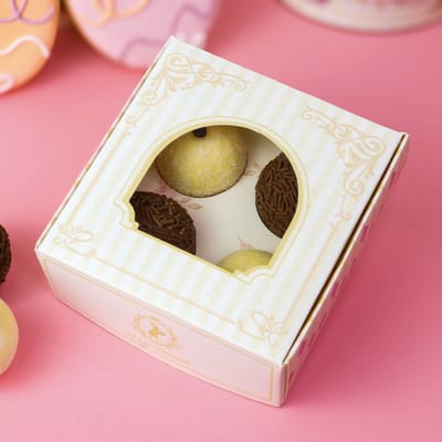 Caixa Para 4 Doces ou 1 Brownie, Com Visor e berço, BELA - 10un