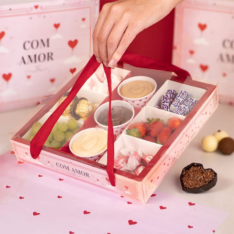 6deccba57de8ced89f4bed1d473d0d71.jpg Caixa para fondue com alça, sem potes, COM AMOR - 5un - Imagem 1